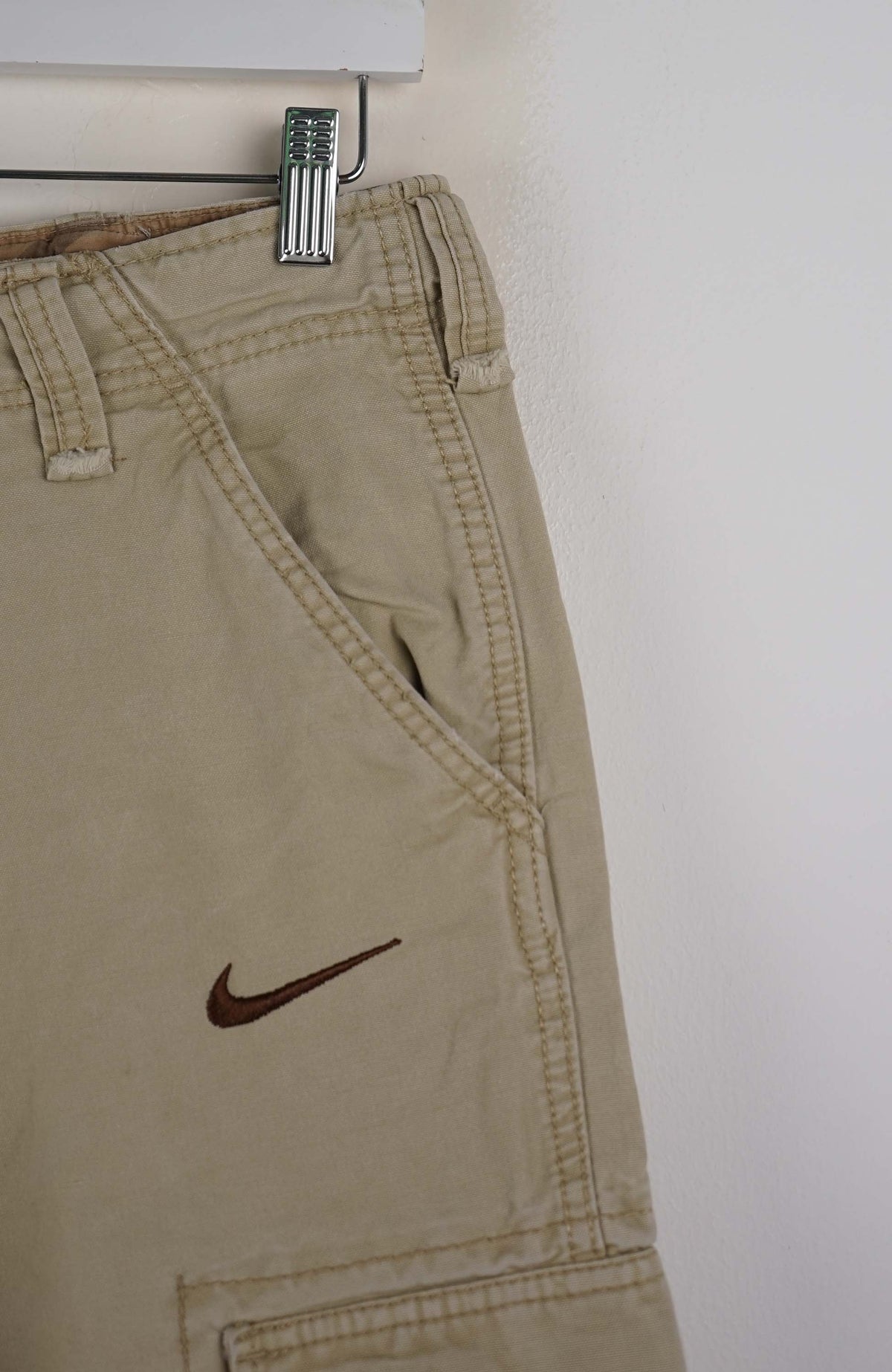 VINTAGE REWORK CARGO SHORTS W30