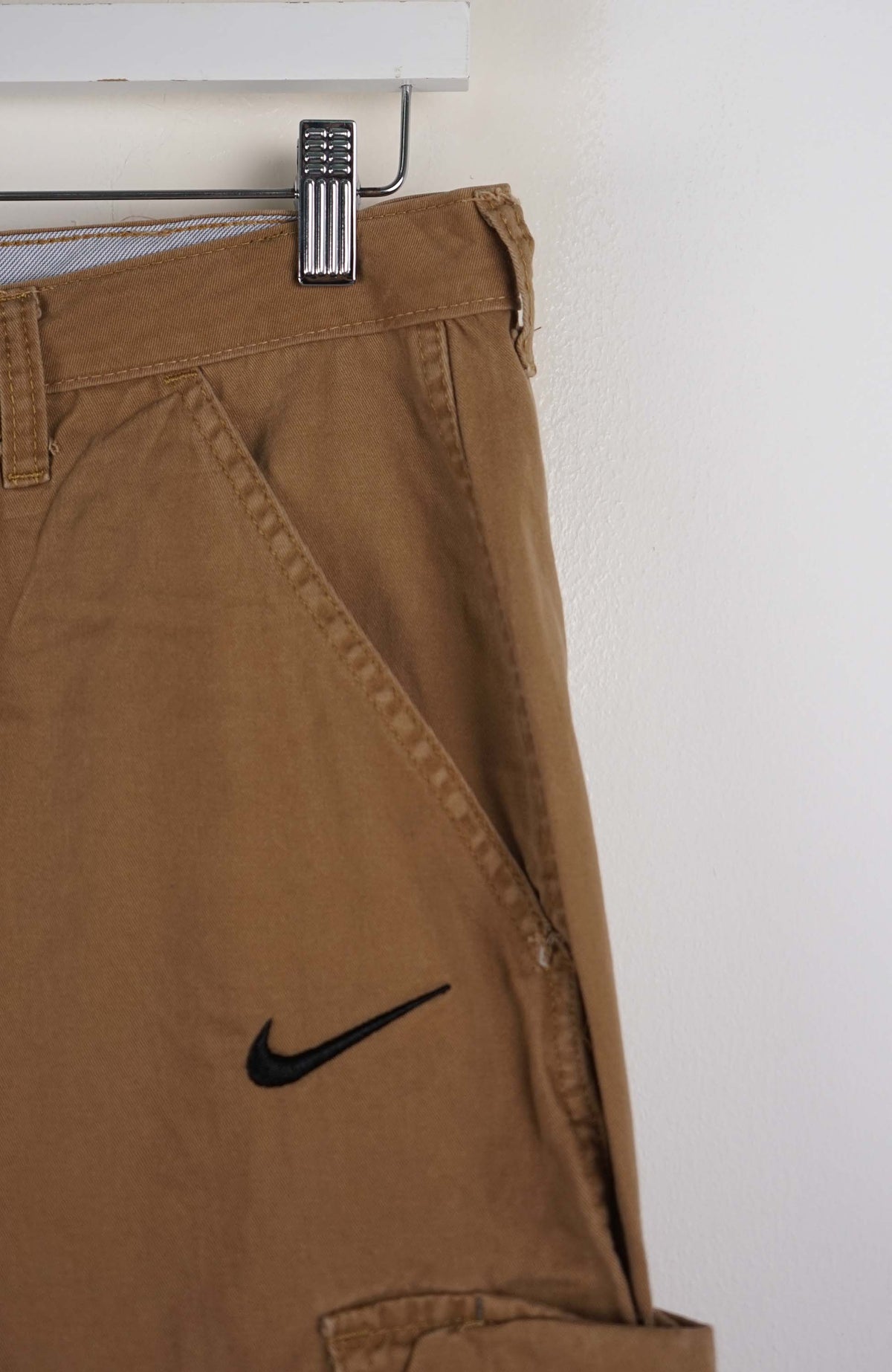 VINTAGE REWORK CARGO SHORTS W29
