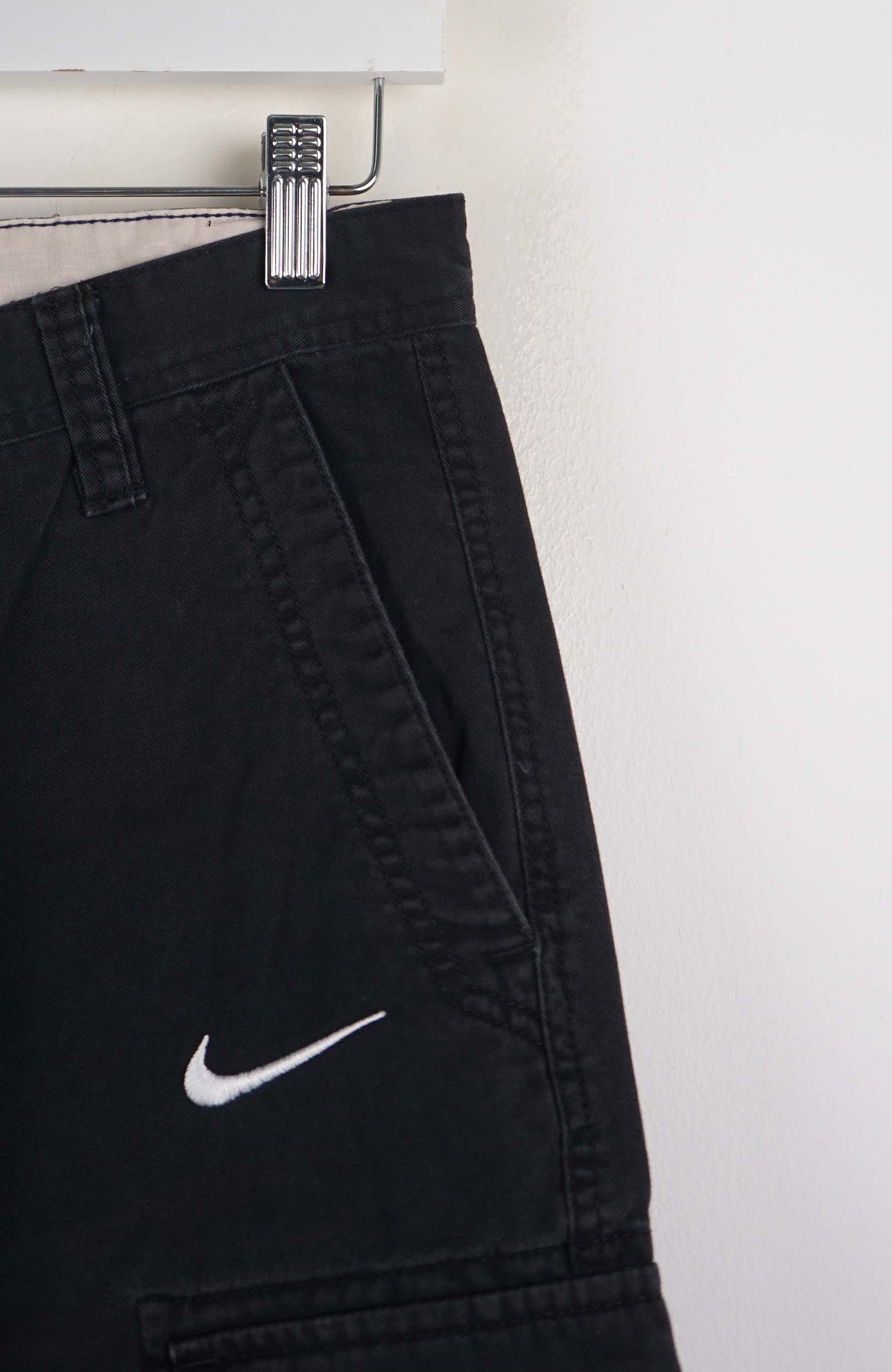 VINTAGE REWORK CARGO SHORTS W30
