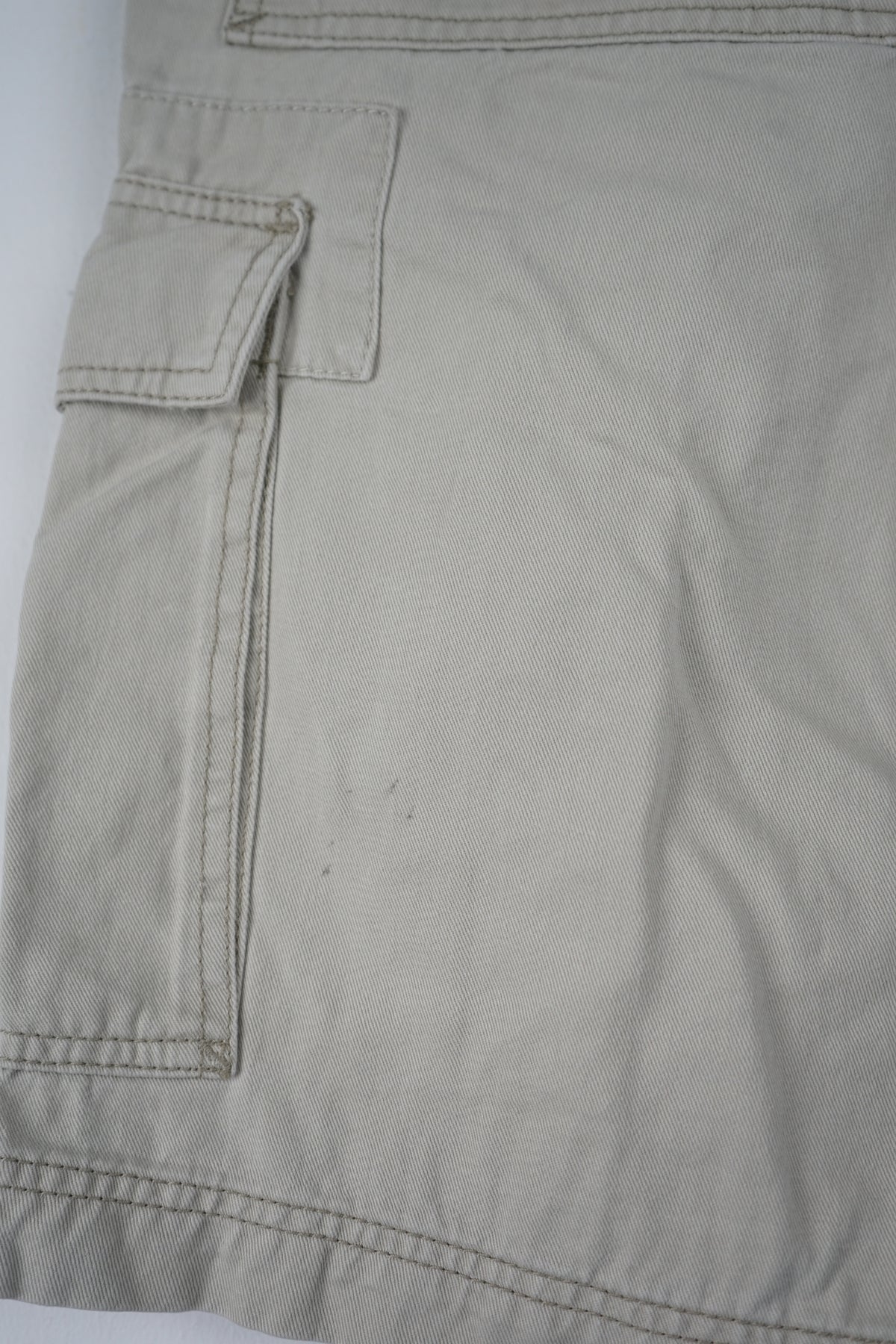 VINTAGE REWORK CARGO SHORTS W30
