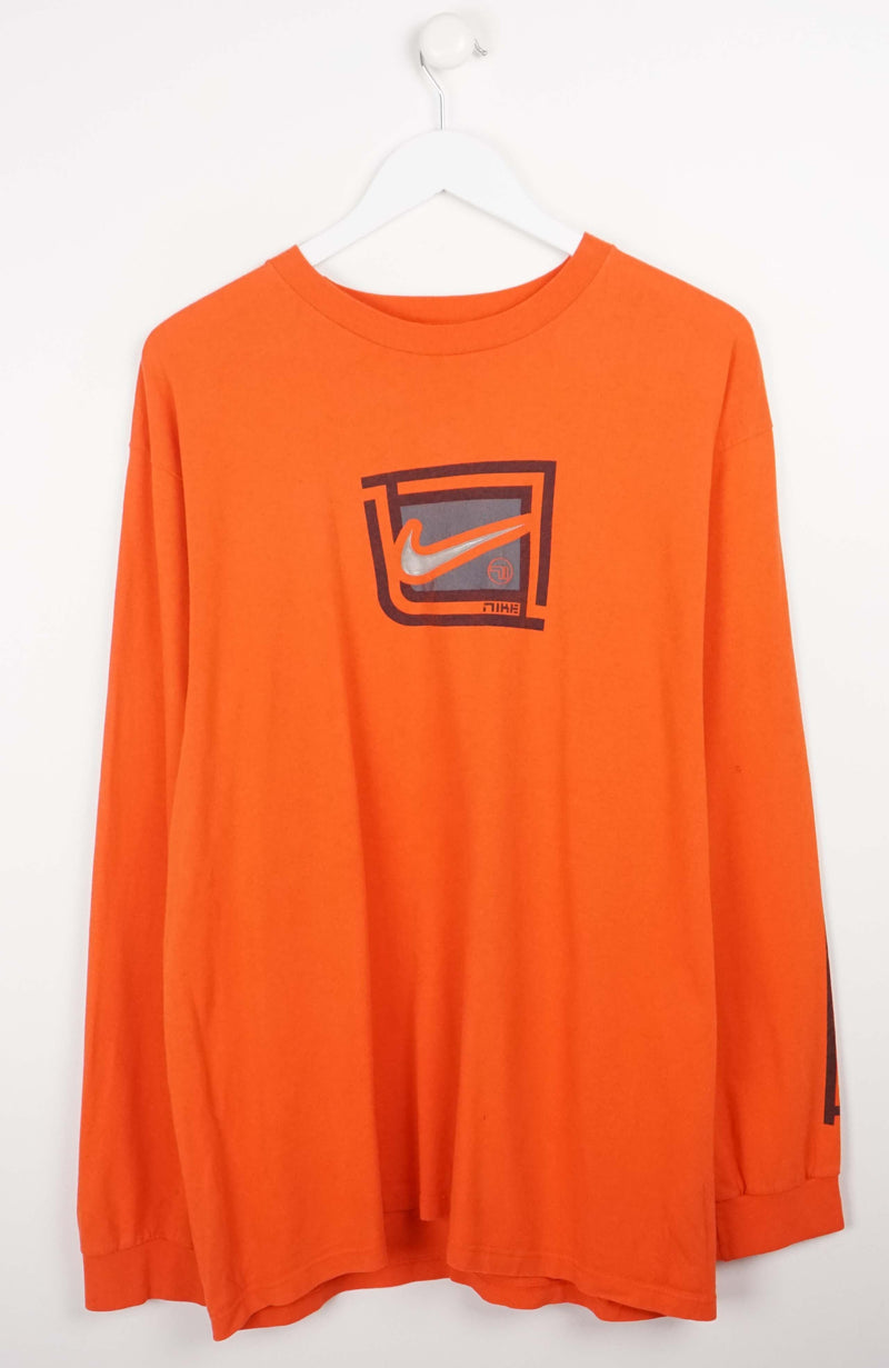 VINTAGE NIKE T-SHIRT (L)