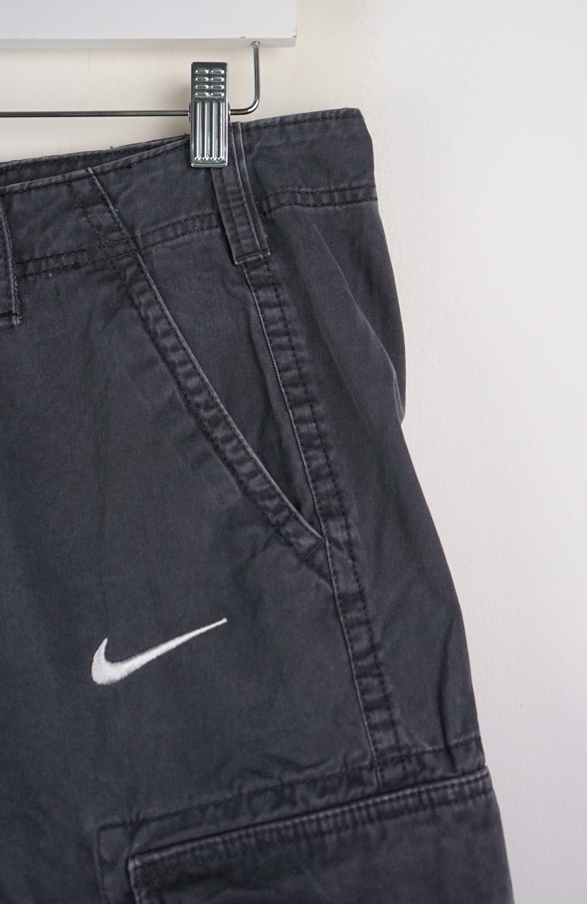 VINTAGE REWORK CARGO SHORTS W32