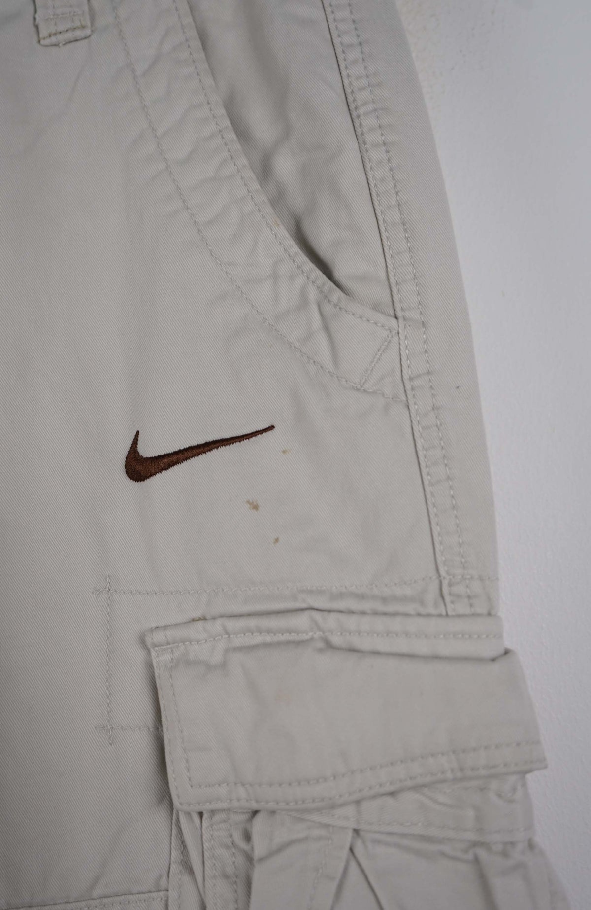 VINTAGE REWORK CARGO SHORTS W30