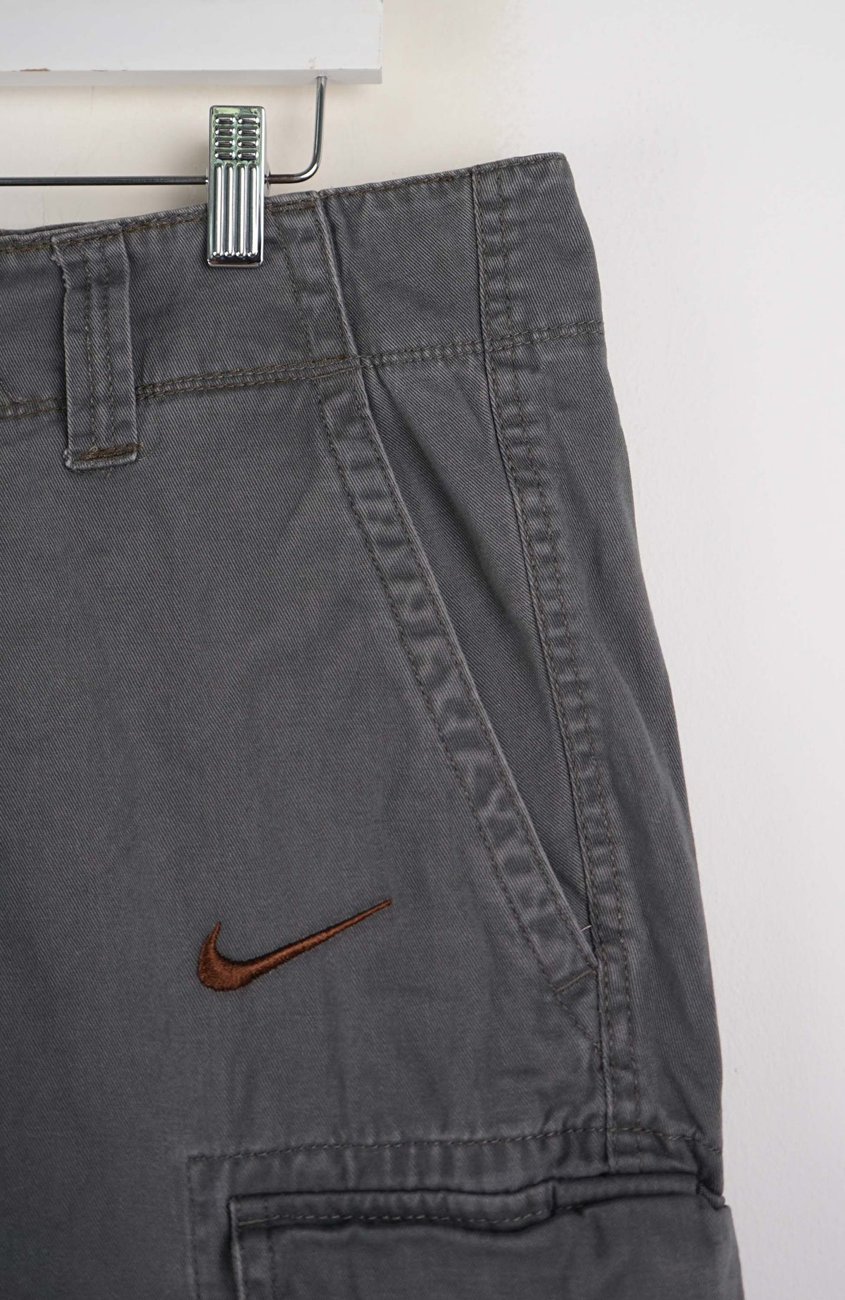 VINTAGE REWORK CARGO SHORTS W36