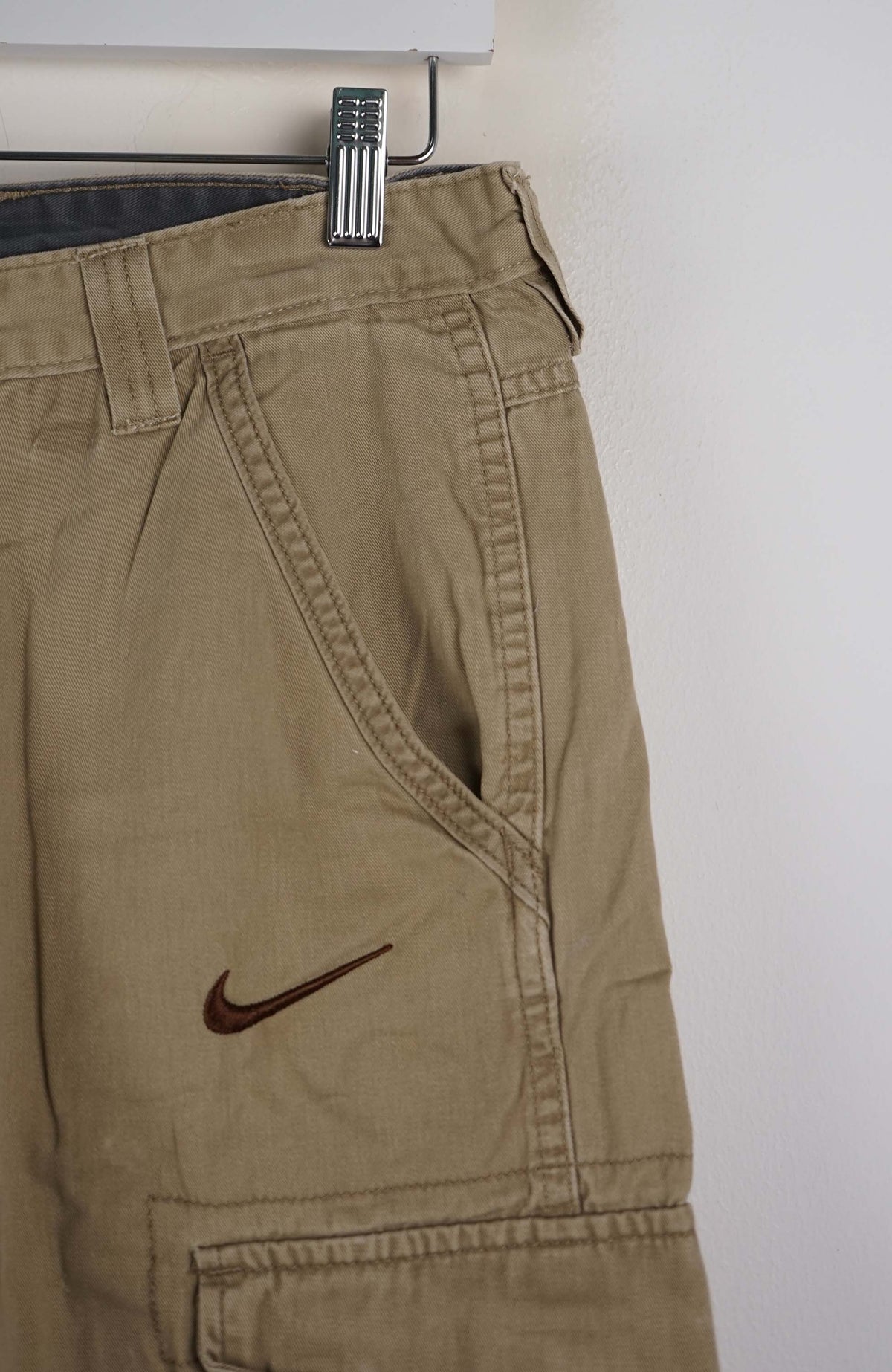 VINTAGE REWORK CARGO SHORTS W30