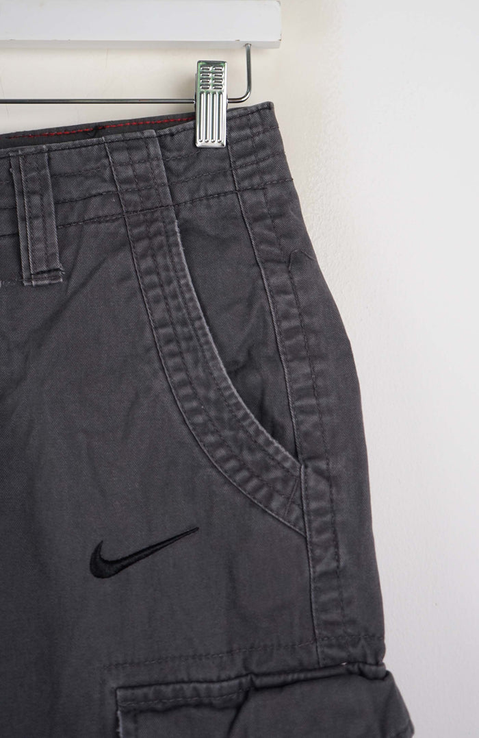 VINTAGE REWORK CARGO SHORTS W29