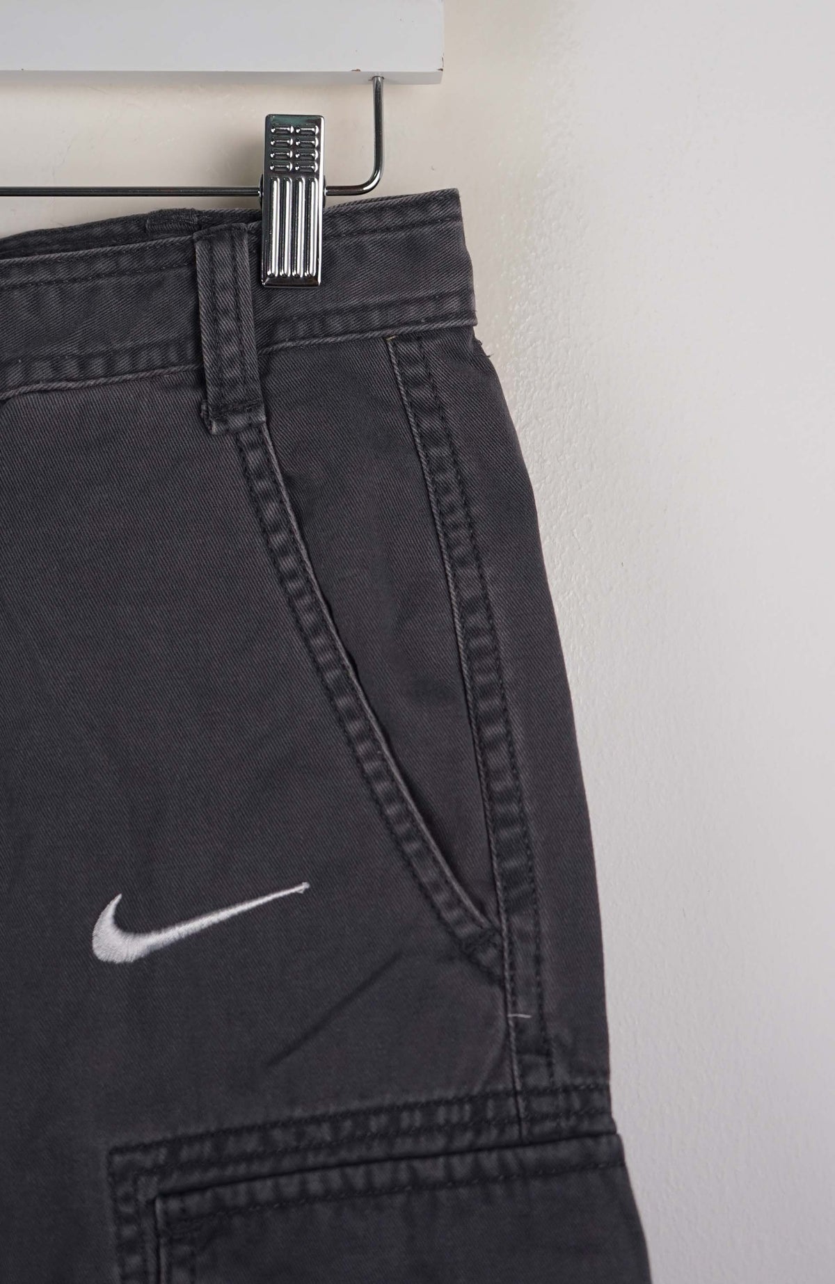 VINTAGE REWORK CARGO SHORTS W30