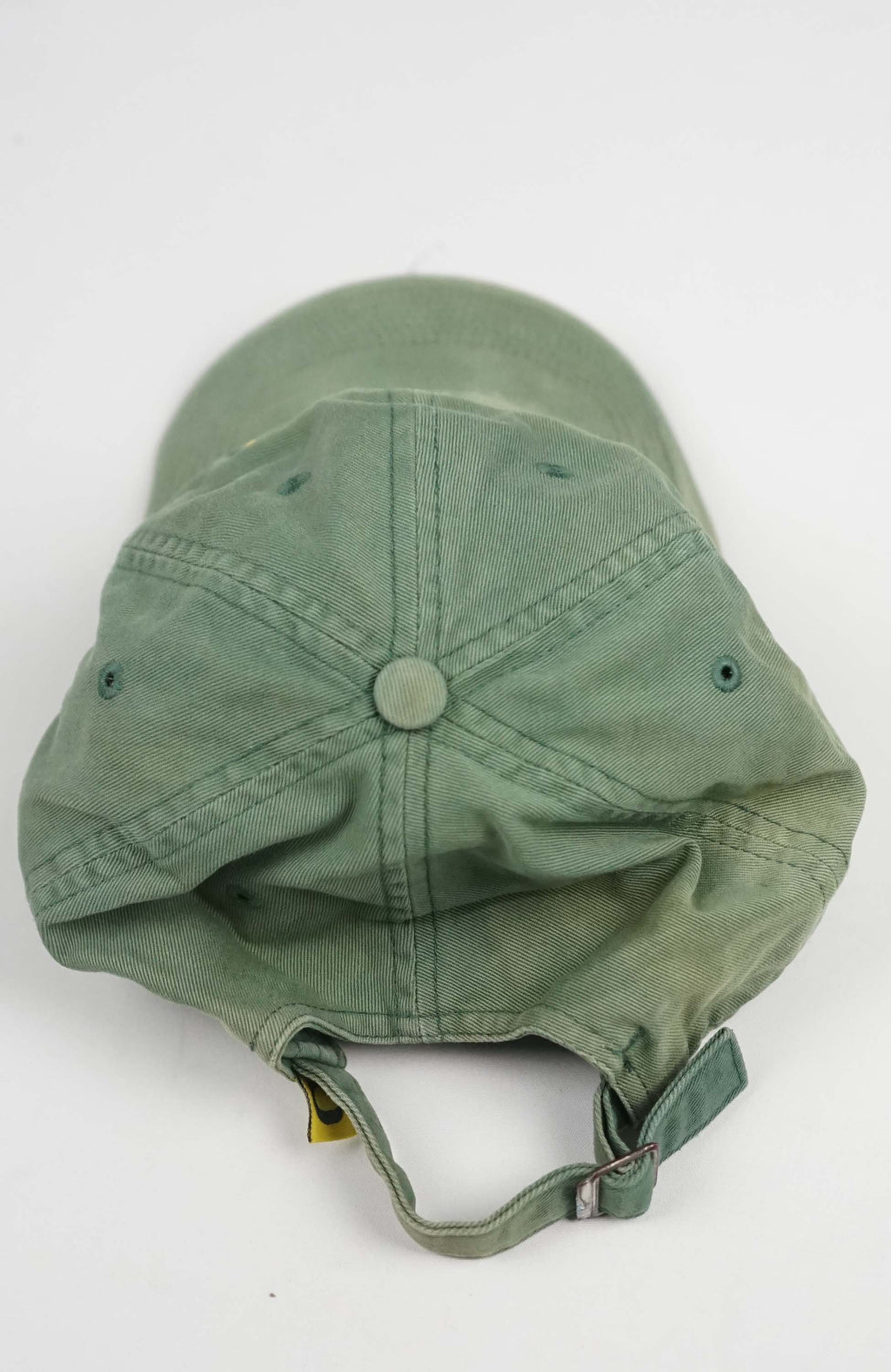 VINTAGE NIKE OREGON DUCKS HAT