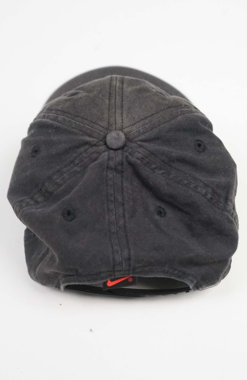 VINTAGE NIKE HAT