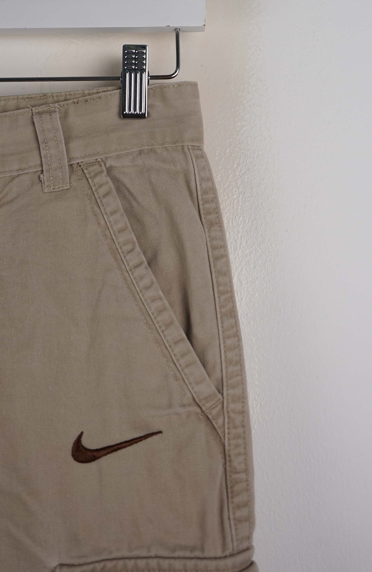 VINTAGE REWORK CARGO SHORTS W28