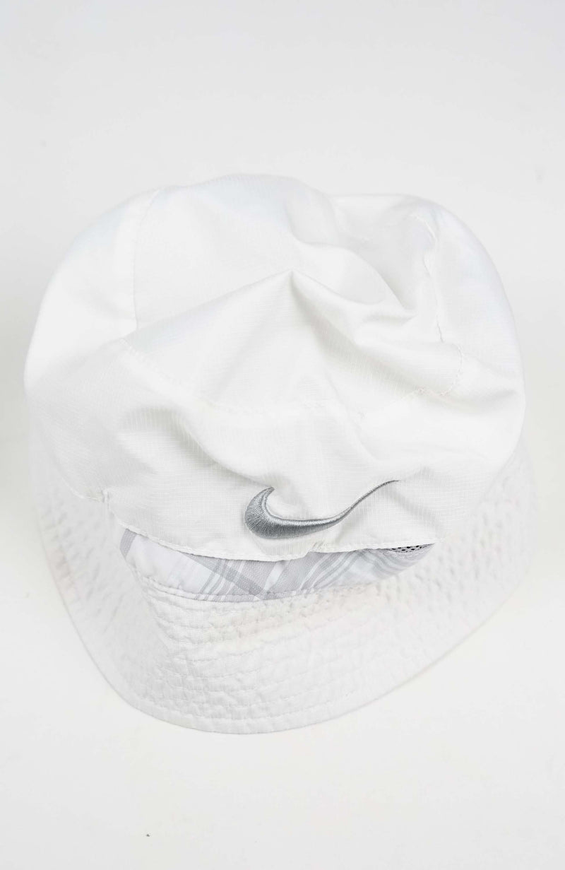 VINTAGE NIKE HAT