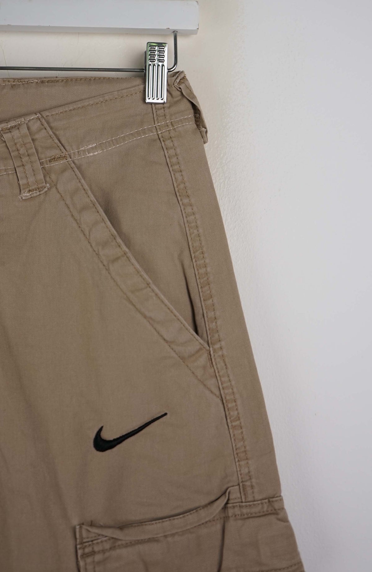 VINTAGE REWORK CARGO SHORTS W26