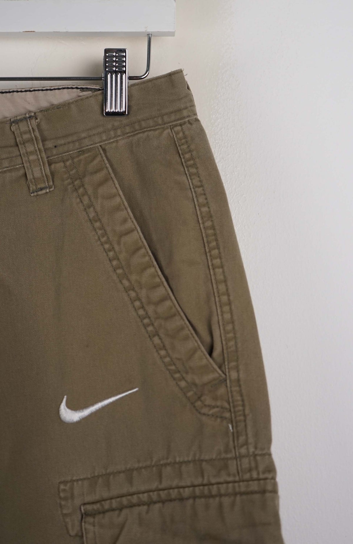 VINTAGE REWORK CARGO SHORTS W29