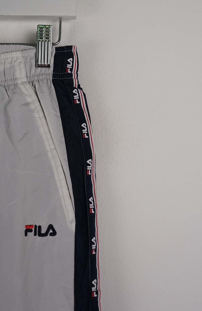 VINTAGE FILA TRACK PANTS (XS)