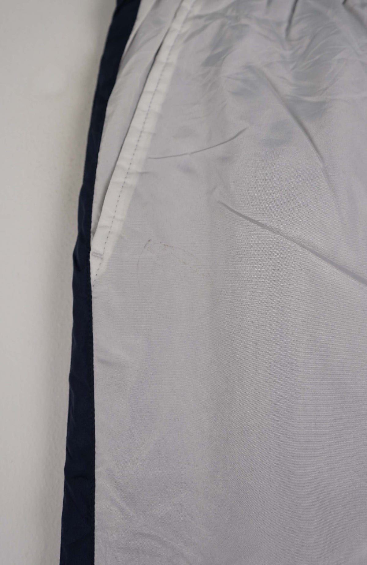 VINTAGE FILA TRACK PANTS (XS)