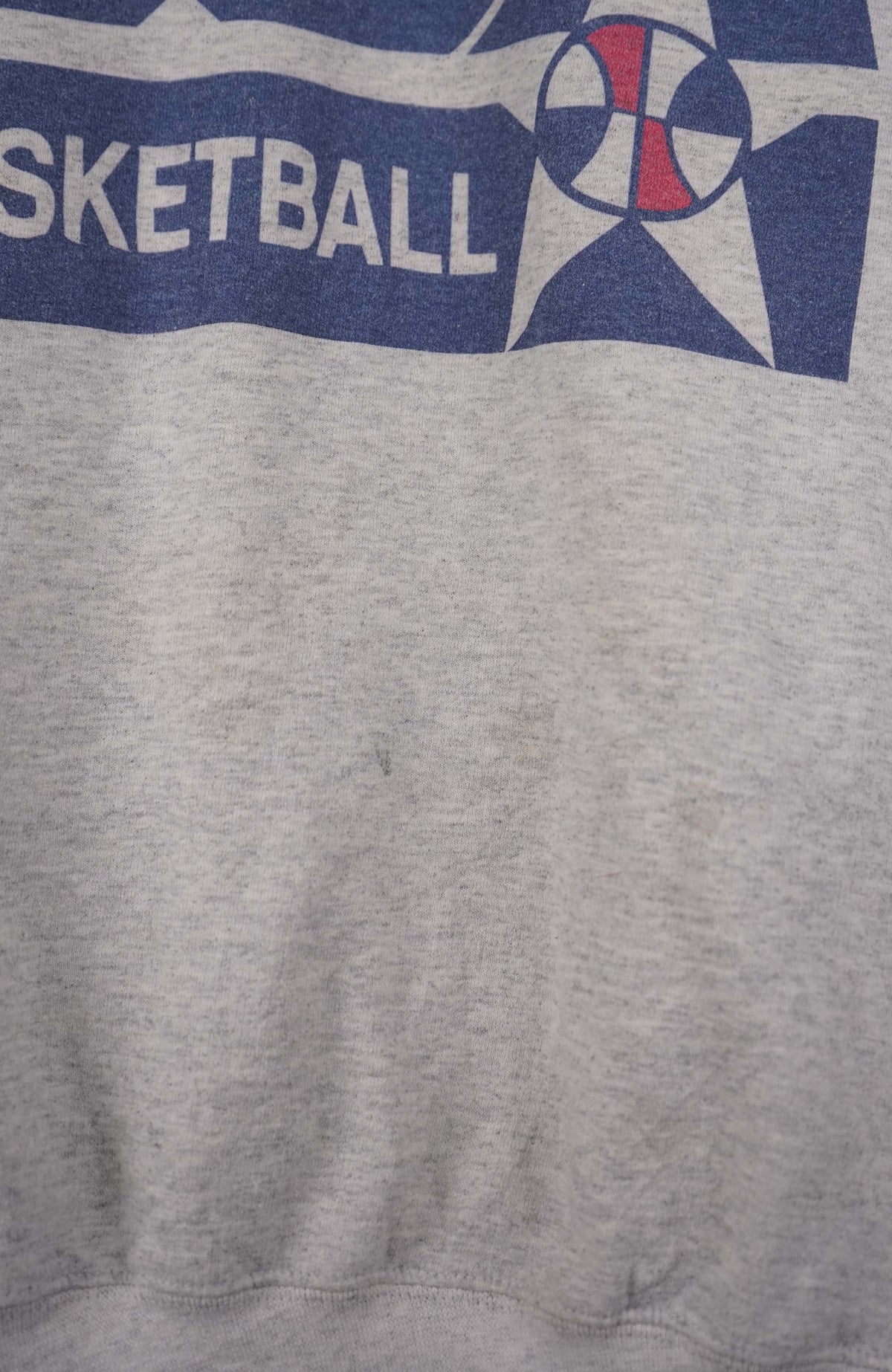 VINTAGE USA BASKETBALL SWEATER (XL)