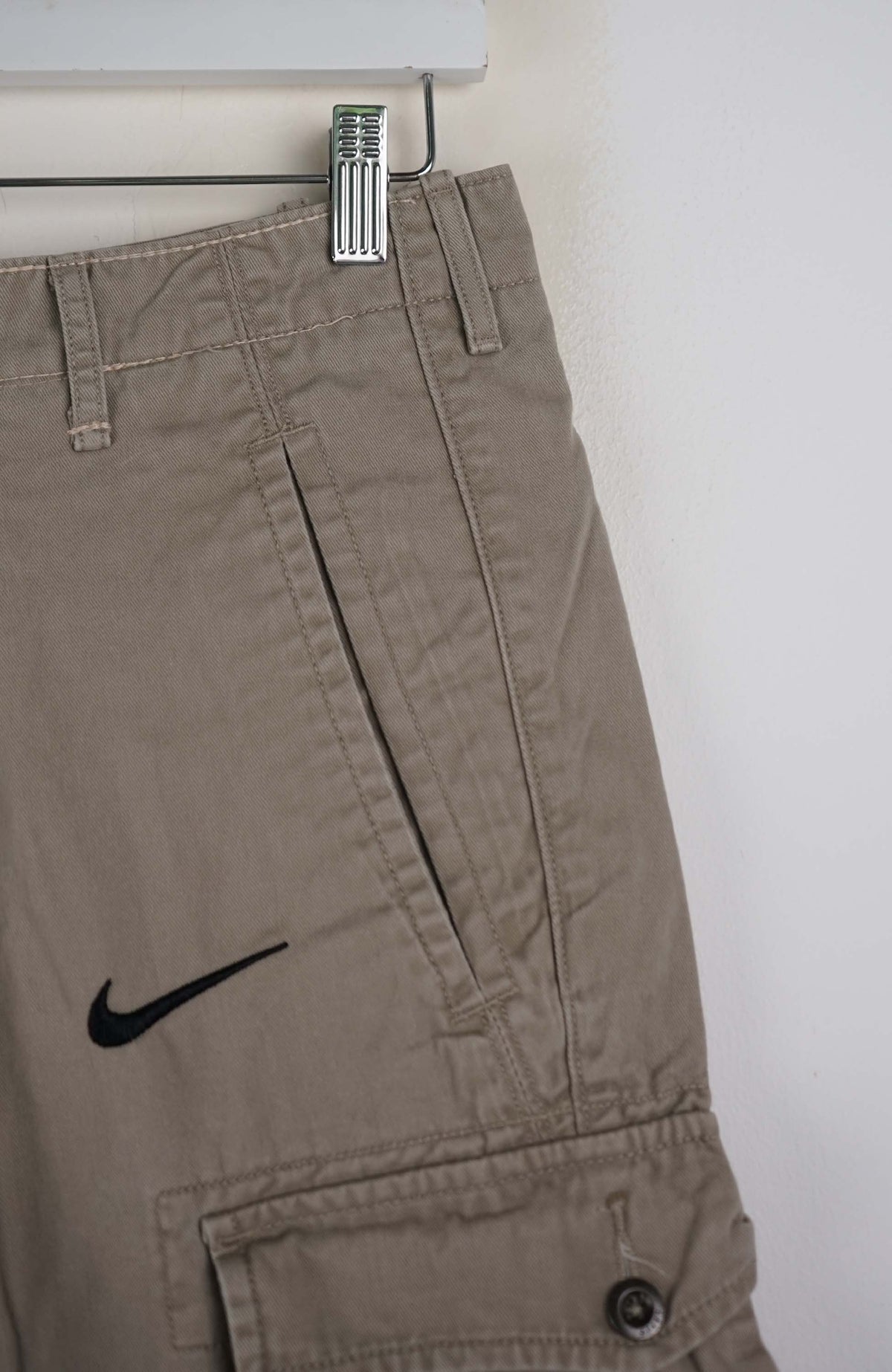 VINTAGE REWORK CARGO SHORTS W29