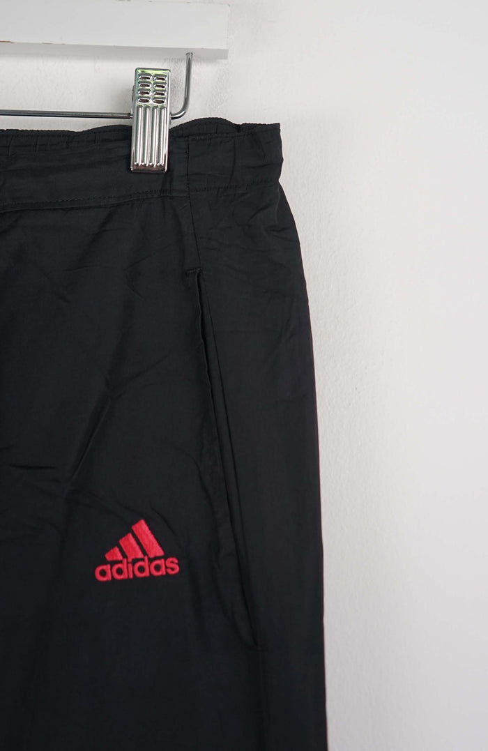 VINTAGE ADIDAS TRACK PANTS (L)