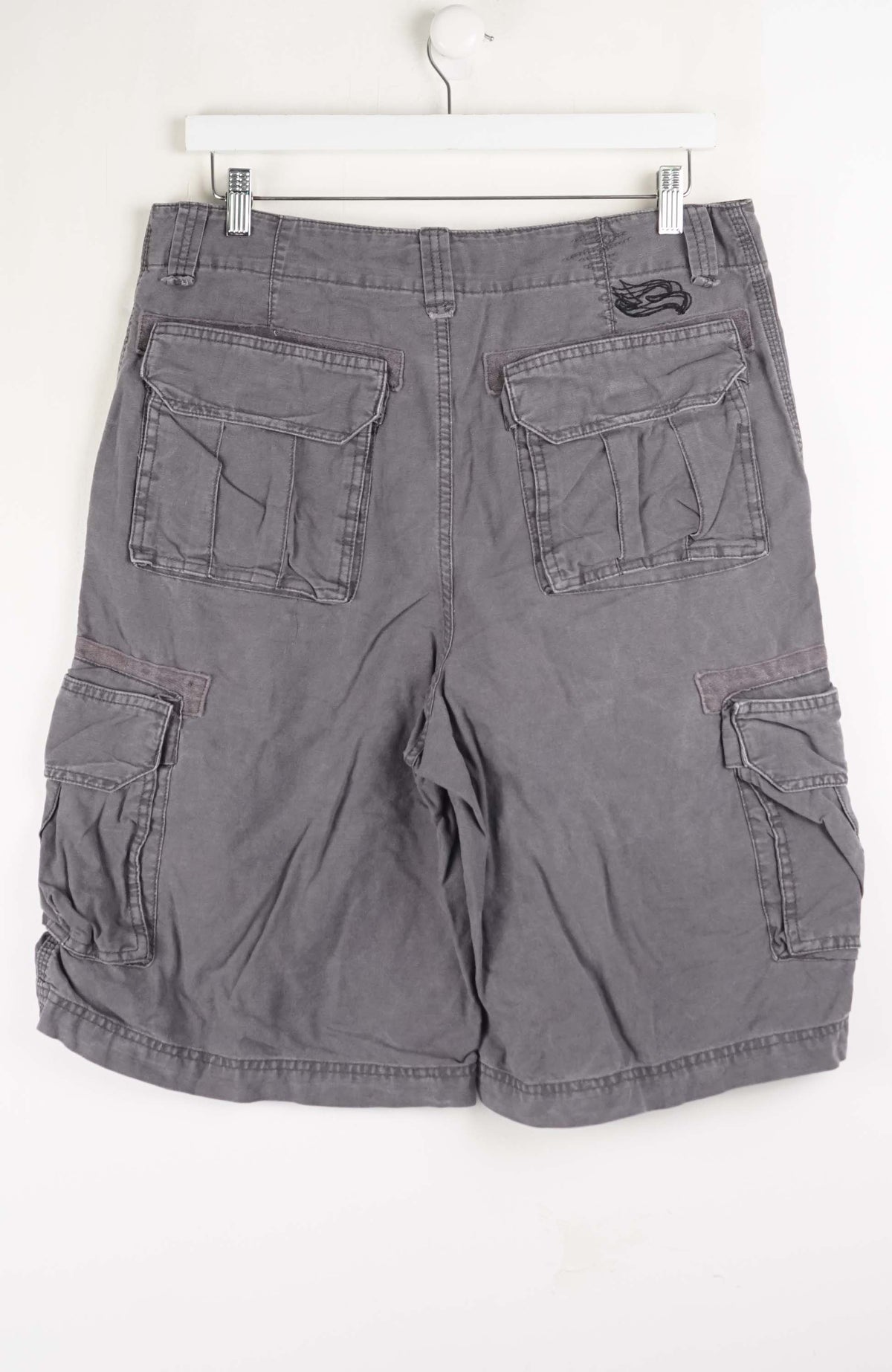 VINTAGE HAWK CARGO SHORTS W34