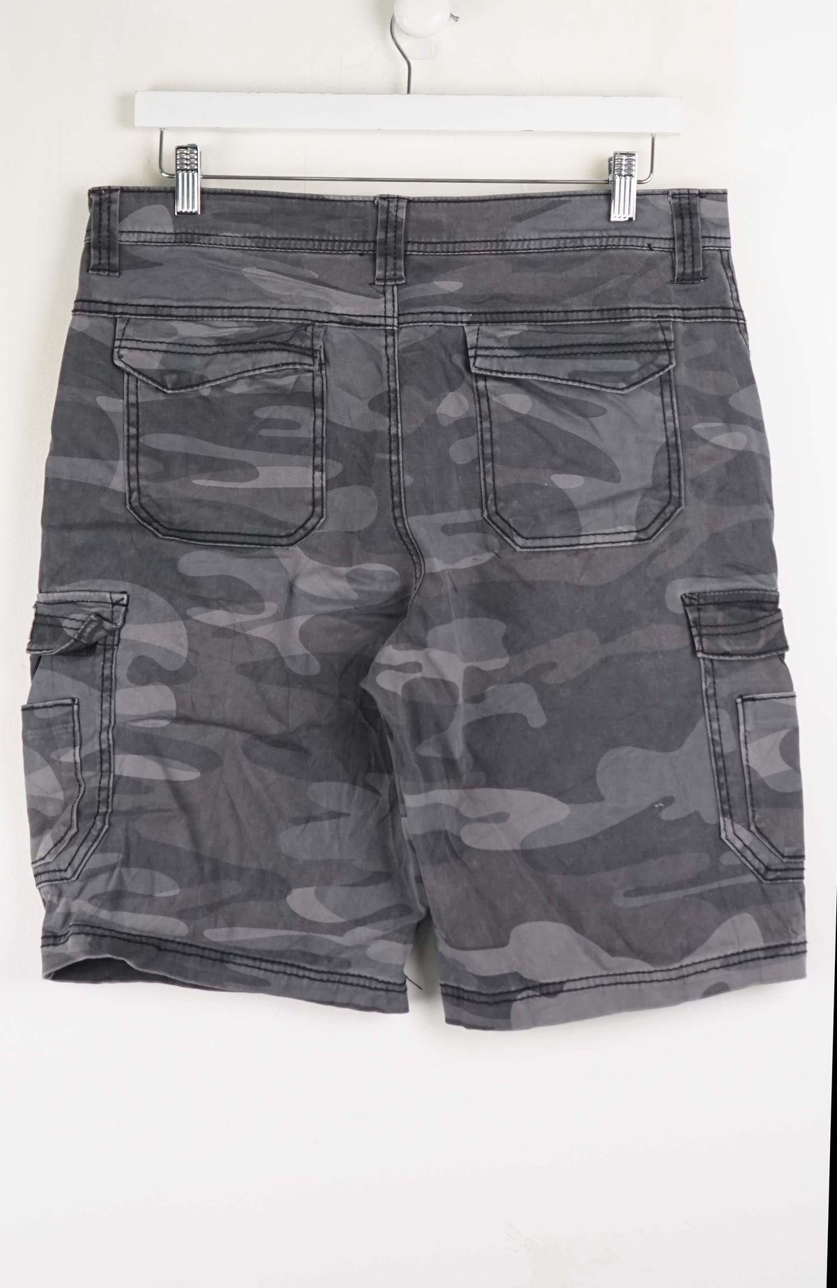VINTAGE UNIONBAY CARGO SHORTS W33