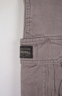VINTAGE WRANGLER CARGO SHORTS W30