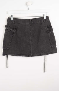 VINTAGE Y2K DENIM SKIRT (SIZE 8)
