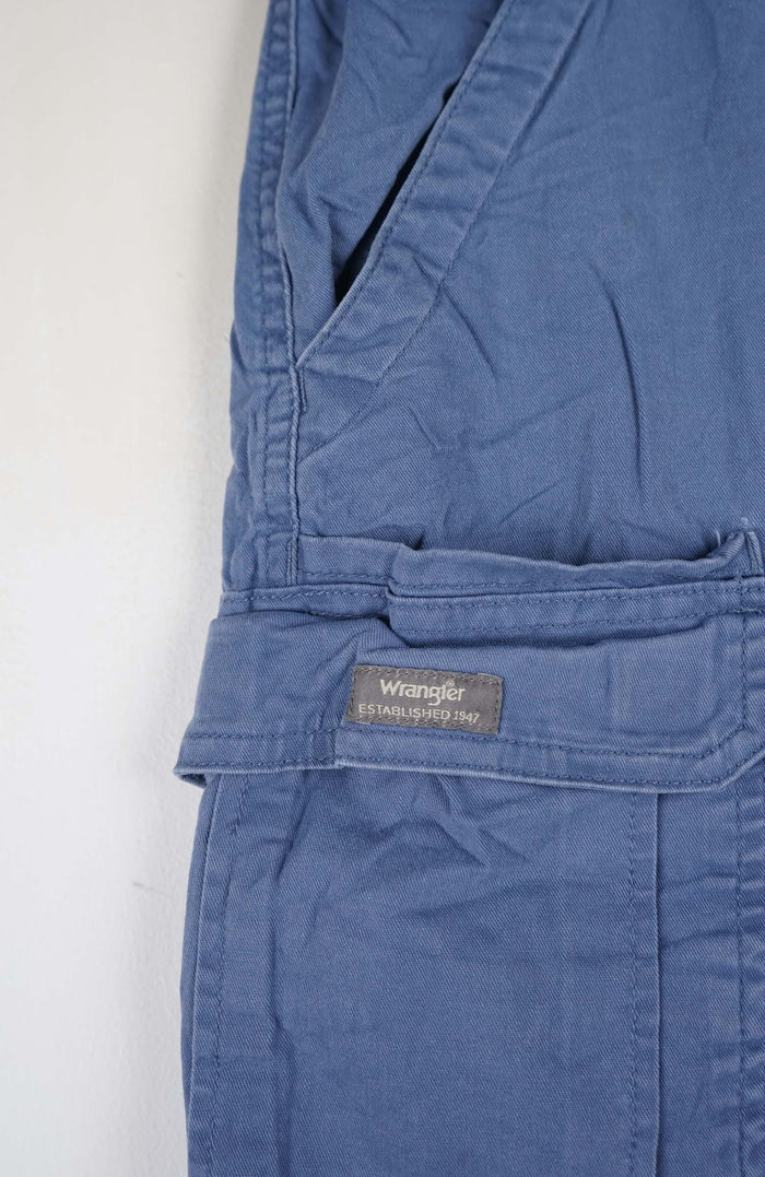 VINTAGE WRANGLER CARGO SHORTS W31