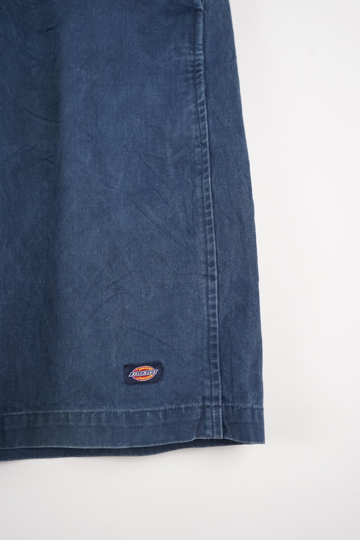 VINTAGE DICKIES CARGO SHORTS W34