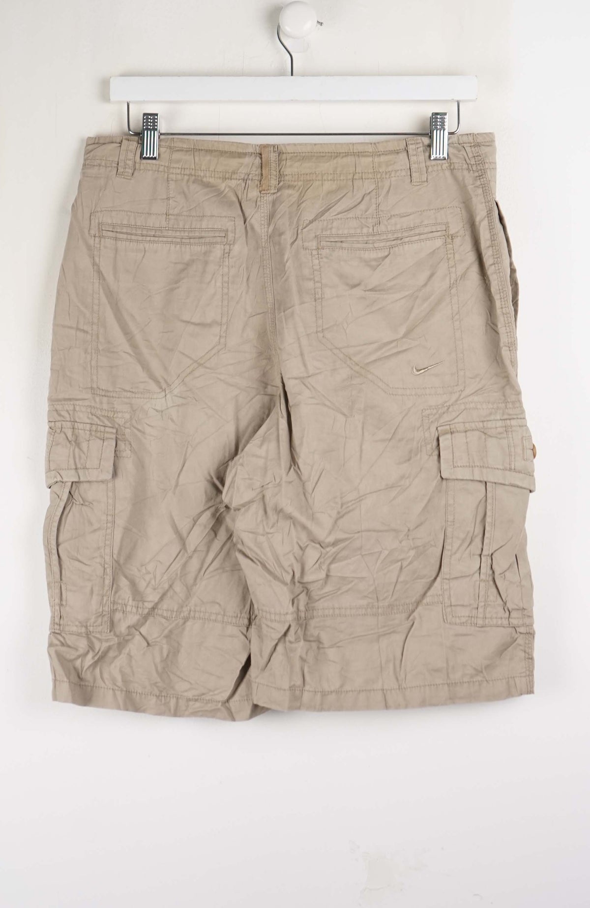 VINTAGE NIKE CARGO SHORTS W32
