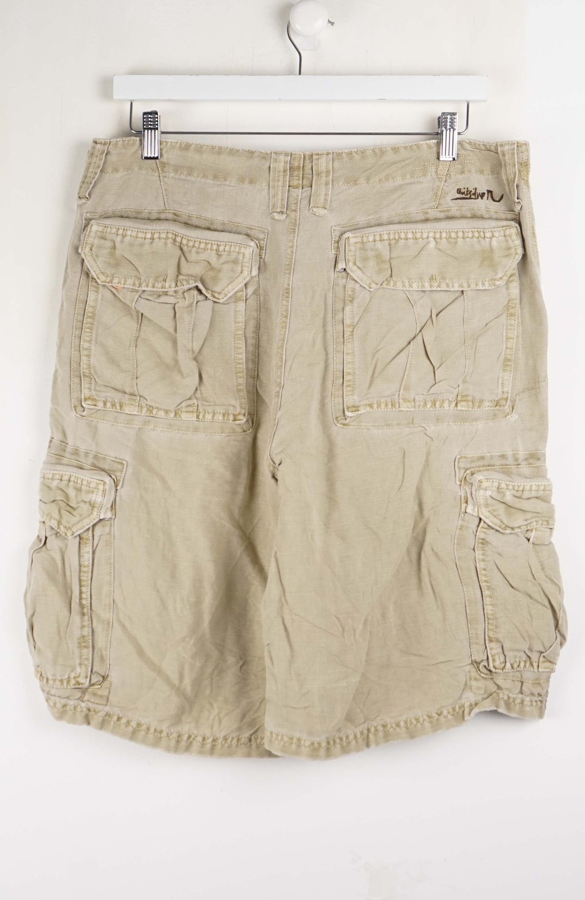 VINTAGE QUIKSILVER CARGO SHORTS W34