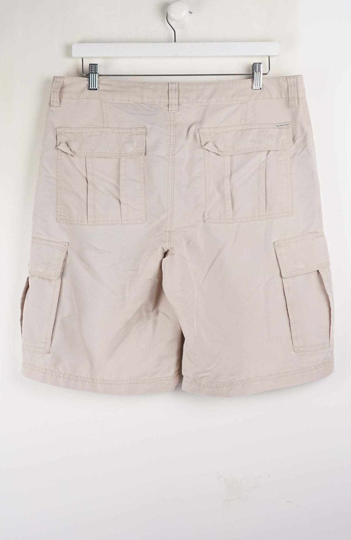 VINTAGE QUIKSILVER CARGO SHORTS W36