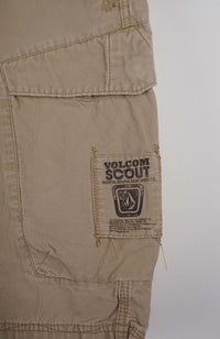 VINTAGE VOLCOM SCOUT CARGO SHORTS W32