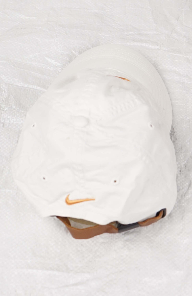VINTAGE NIKE HAT