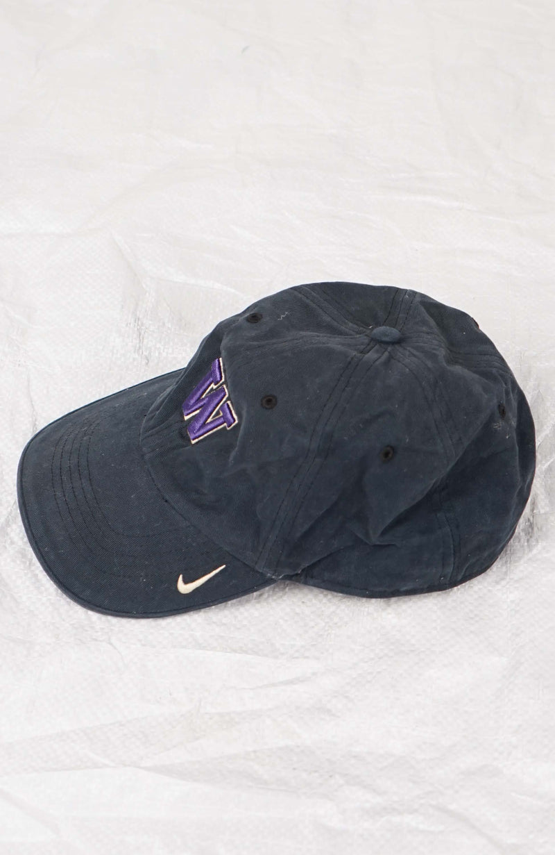 VINTAGE NIKE WASHINGTON HAT