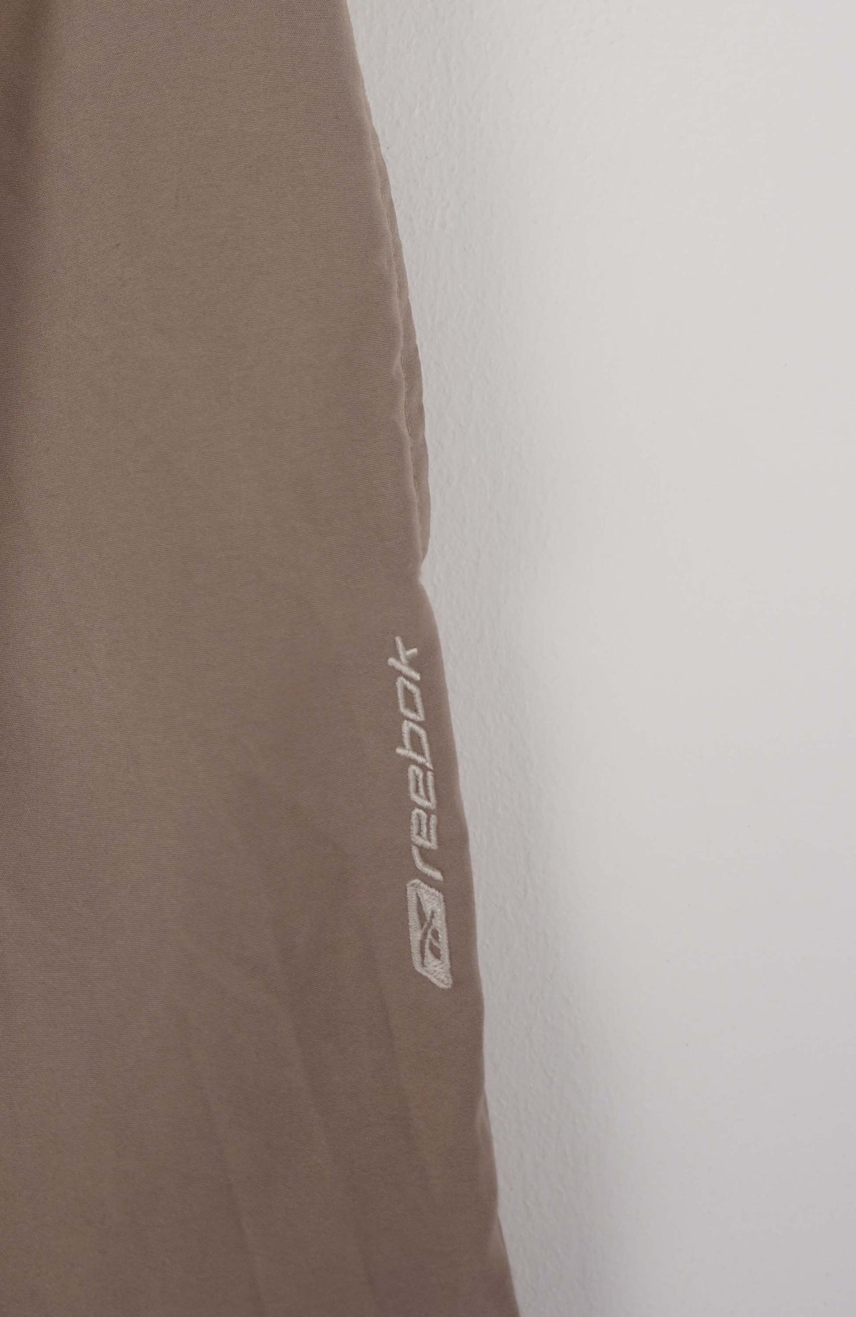 VINTAGE REEBOK TRACK PANTS (M)