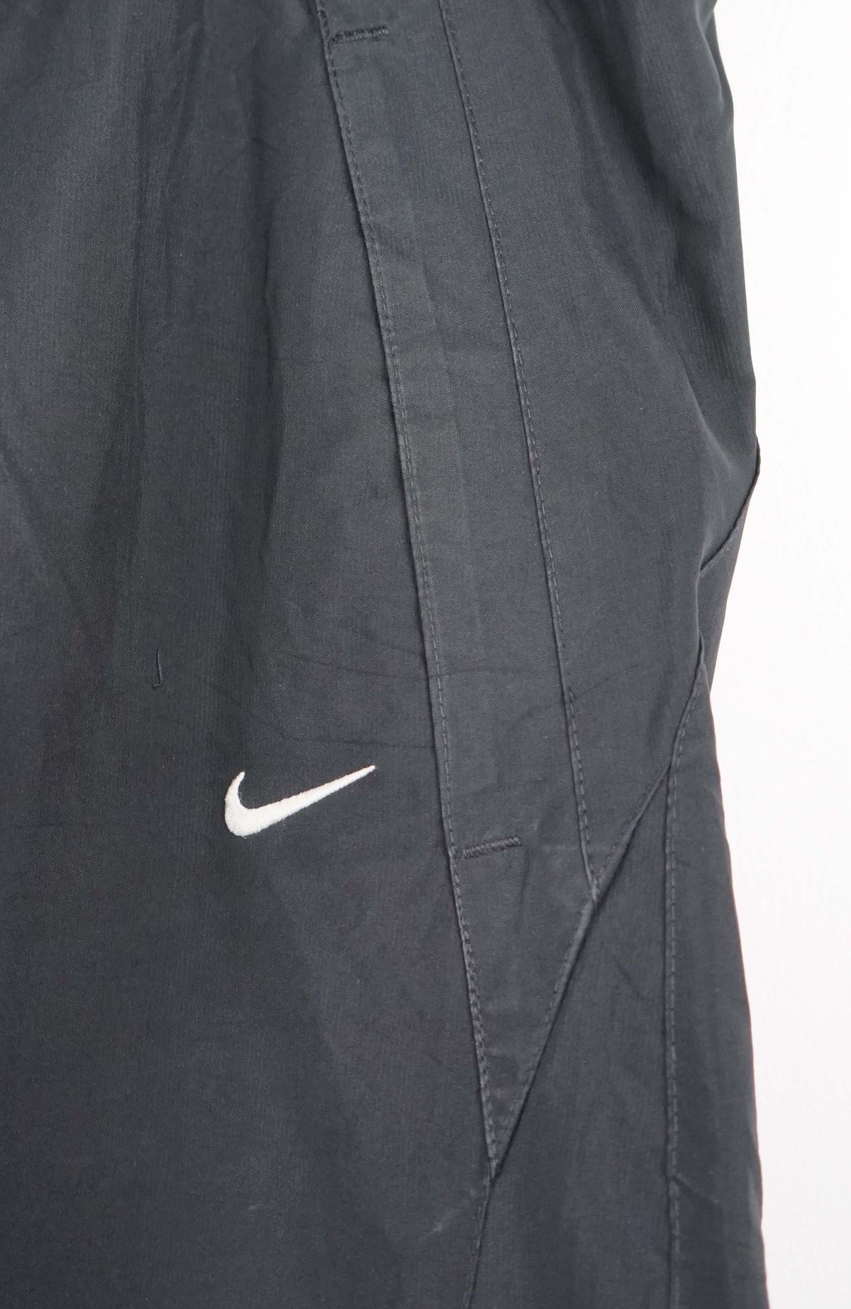 VINTAGE NIKE TRACK PANTS (XL)