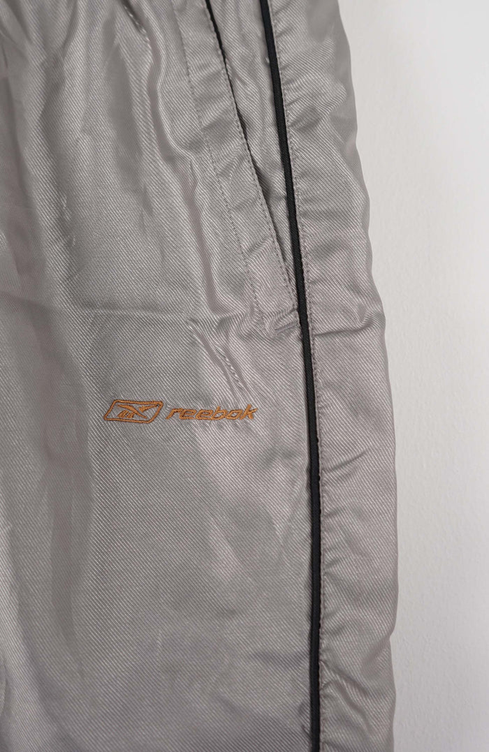 VINTAGE REEBOK TRACK PANTS (M)