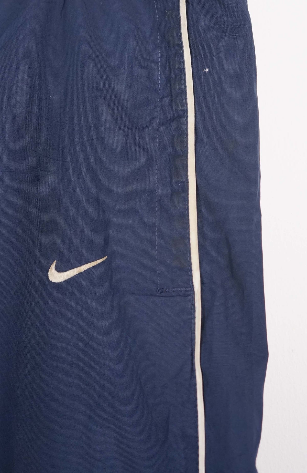 VINTAGE NIKE TRACK PANTS (XL)