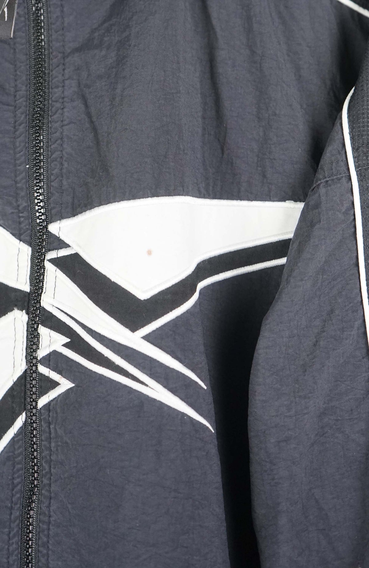 VINTAGE REEBOK WINDBREAKER (XL)