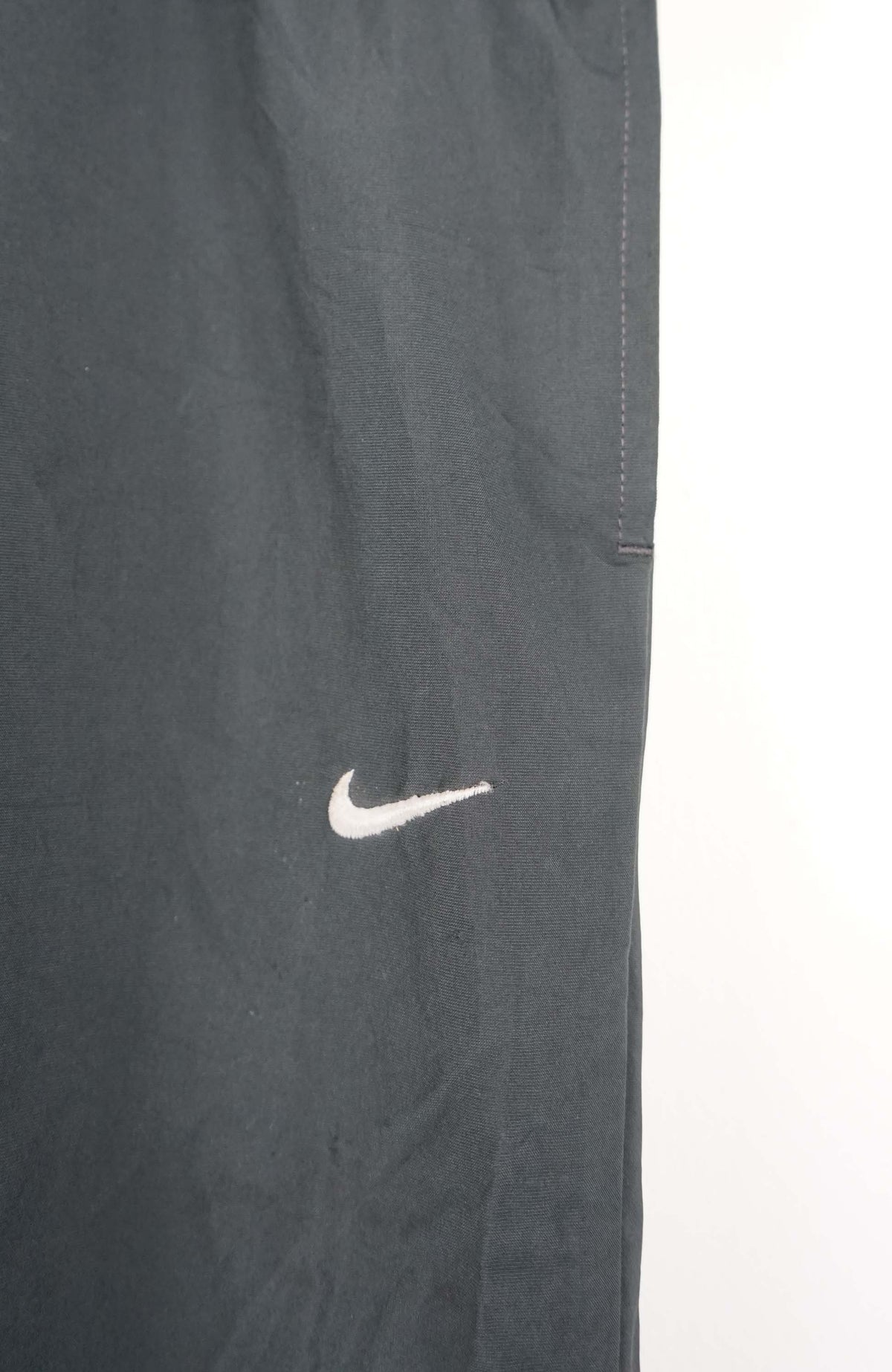 VINTAGE NIKE TRACK PANTS (XL)