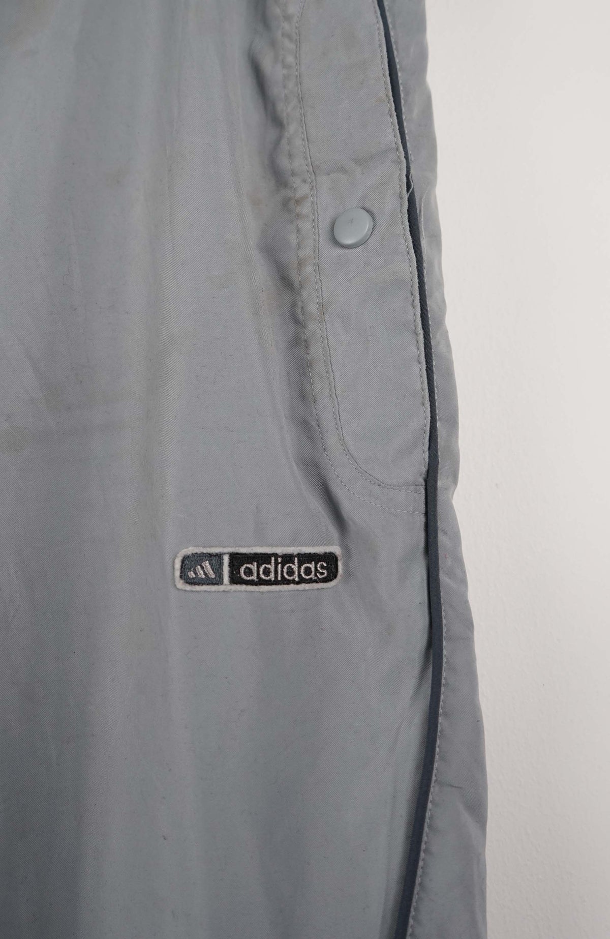 VINTAGE ADIDAS TRACK PANTS (XL)