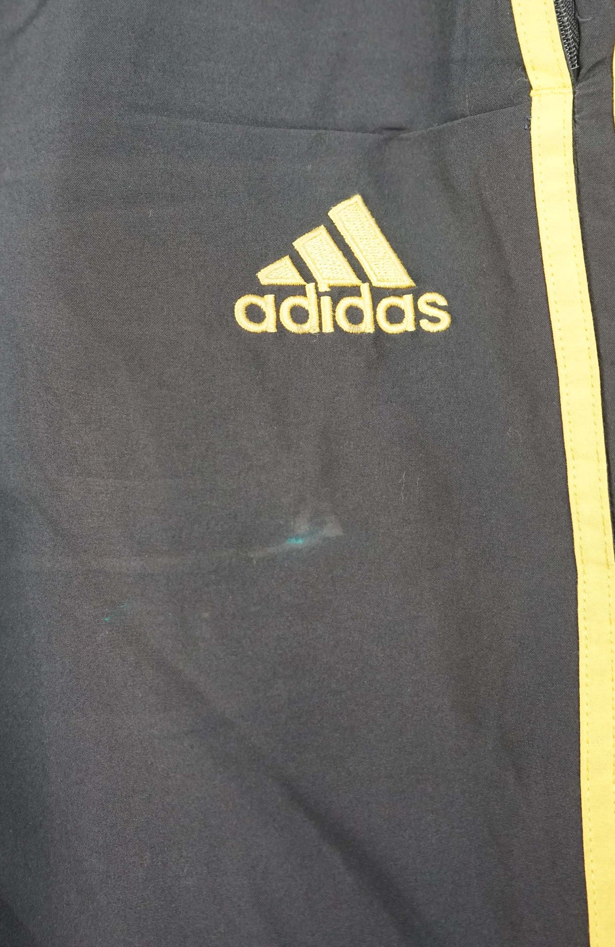 VINTAGE ADIDAS TRACK PANT SHORTS (XL)