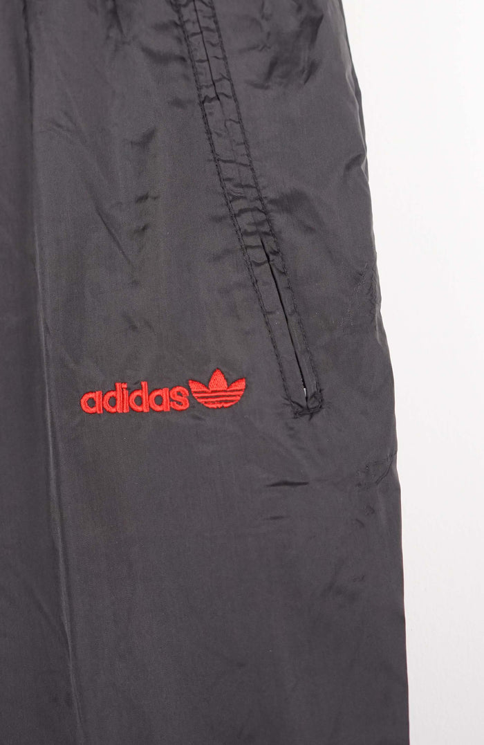 VINTAGE ADIDAS TRACK PANT SHORTS (XL)