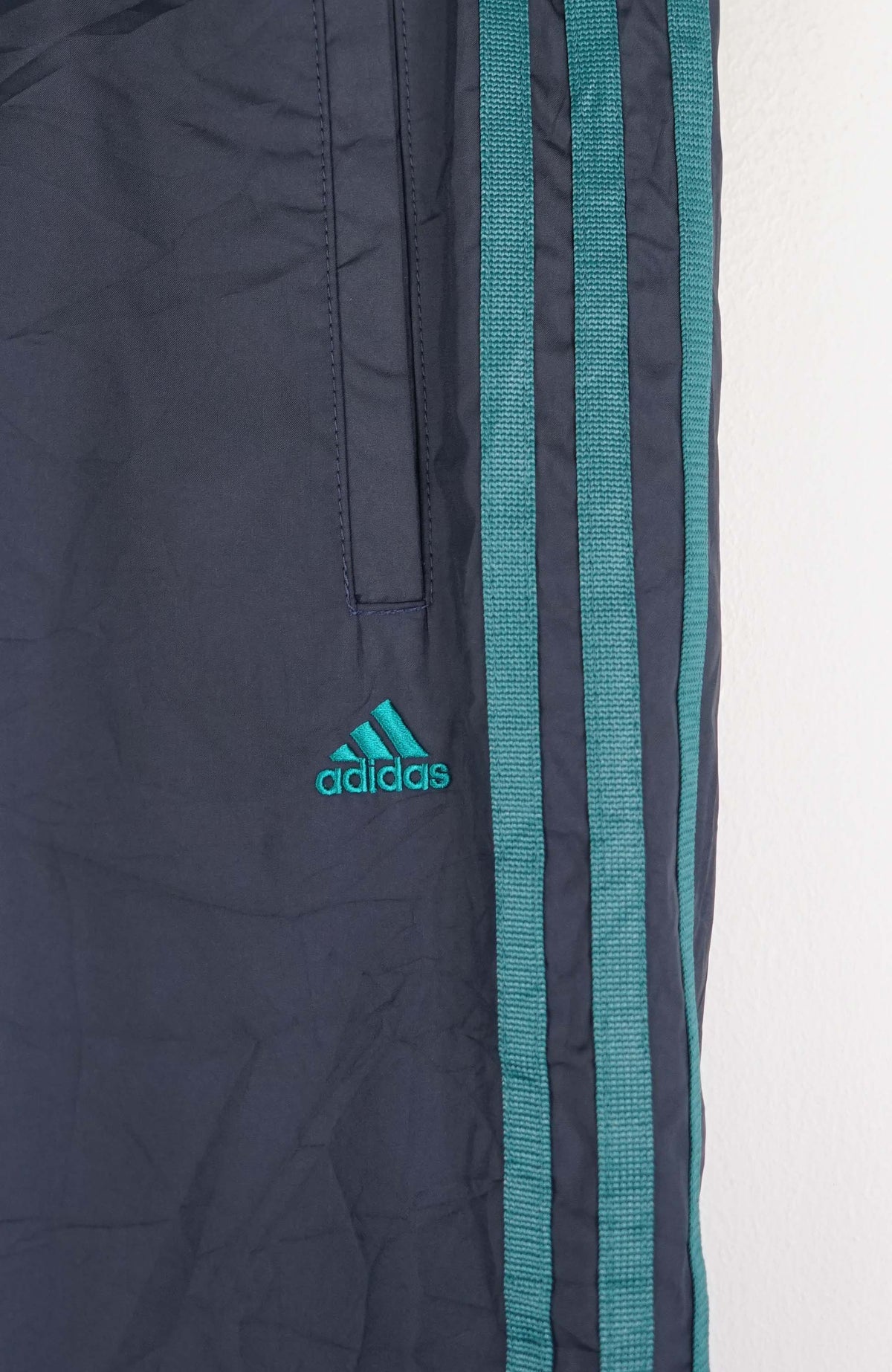 VINTAGE ADIDAS TRACK PANTS (M)
