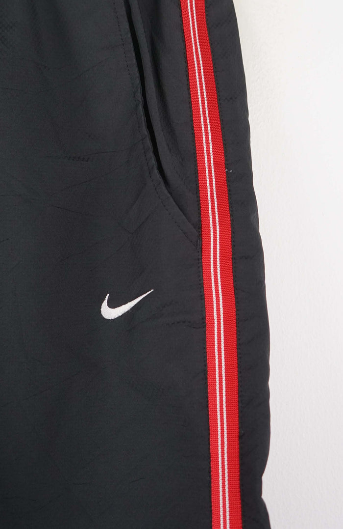 VINTAGE NIKE TRACK PANTS (XS)