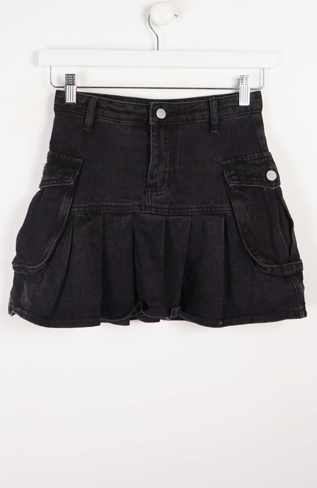 VINTAGE Y2K DENIM SKIRT (SIZE 6)