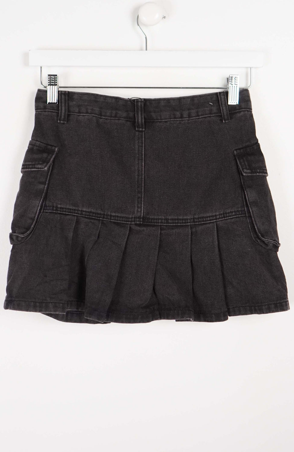 VINTAGE Y2K DENIM SKIRT (SIZE 8)