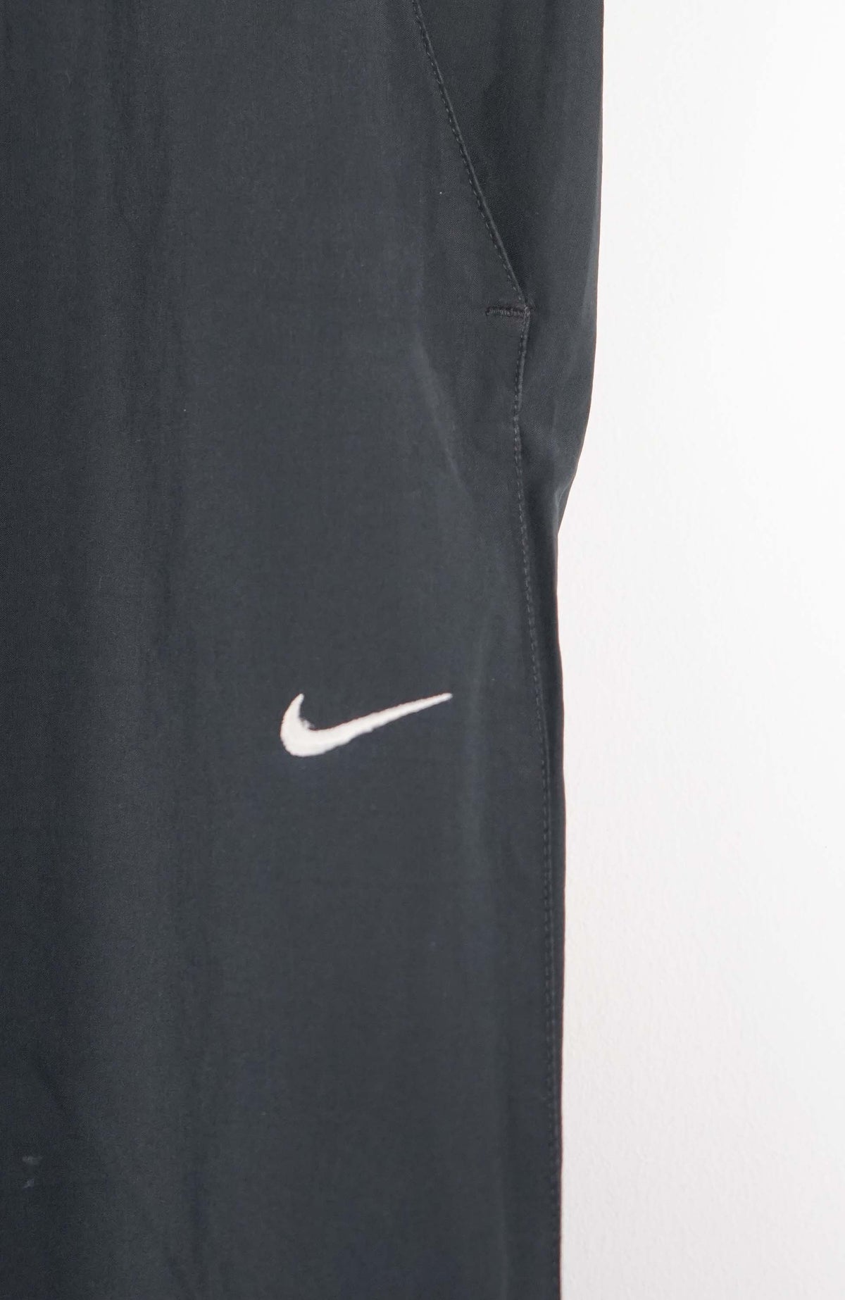 VINTAGE NIKE TRACK PANTS (L)