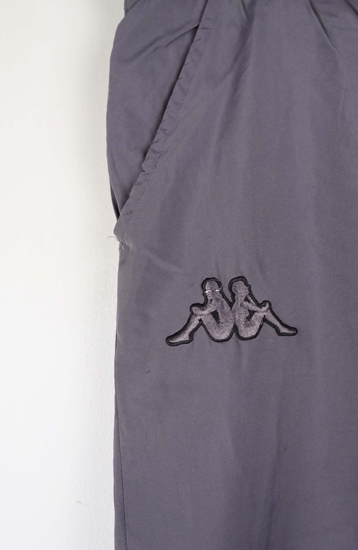 VINTAGE KAPPA TRACK PANT SHORTS (XL)