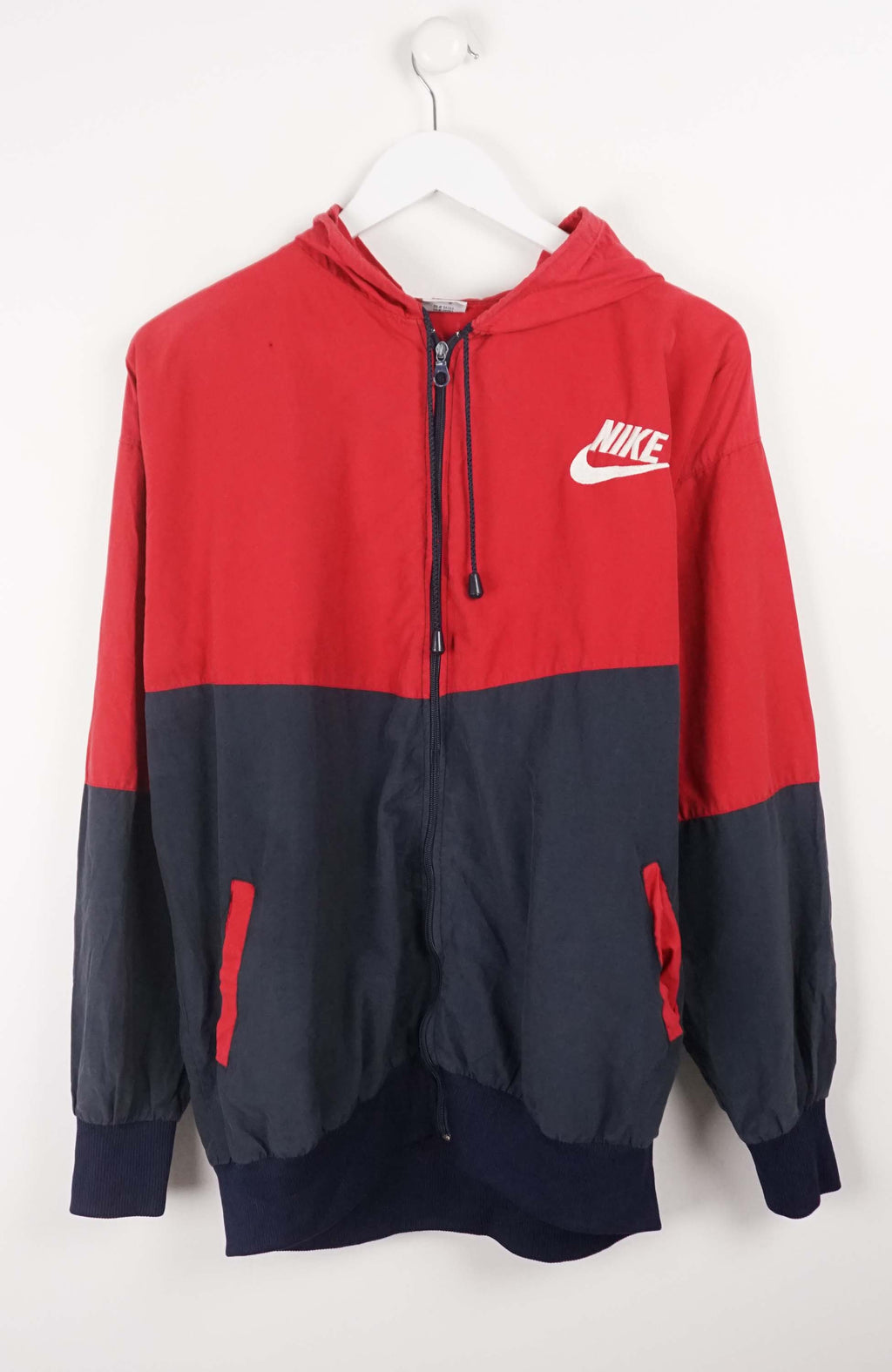 VINTAGE NIKE WINDBREAKER (M)